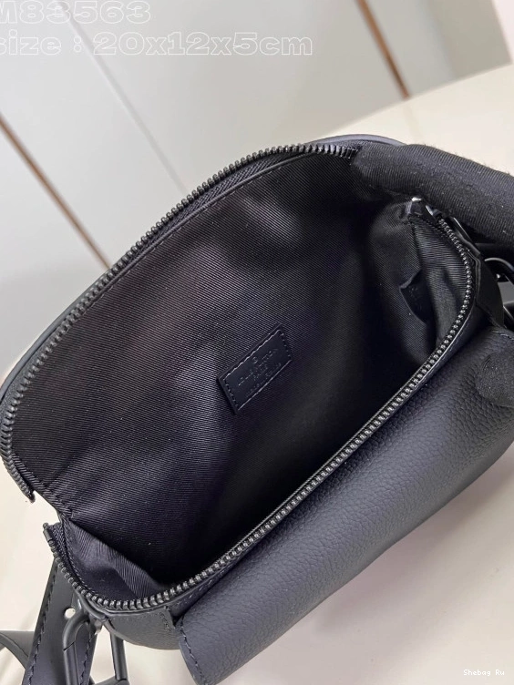 VUITTON Wallet-20*12*5.5CM LOUIS Pilot Wearable 0823